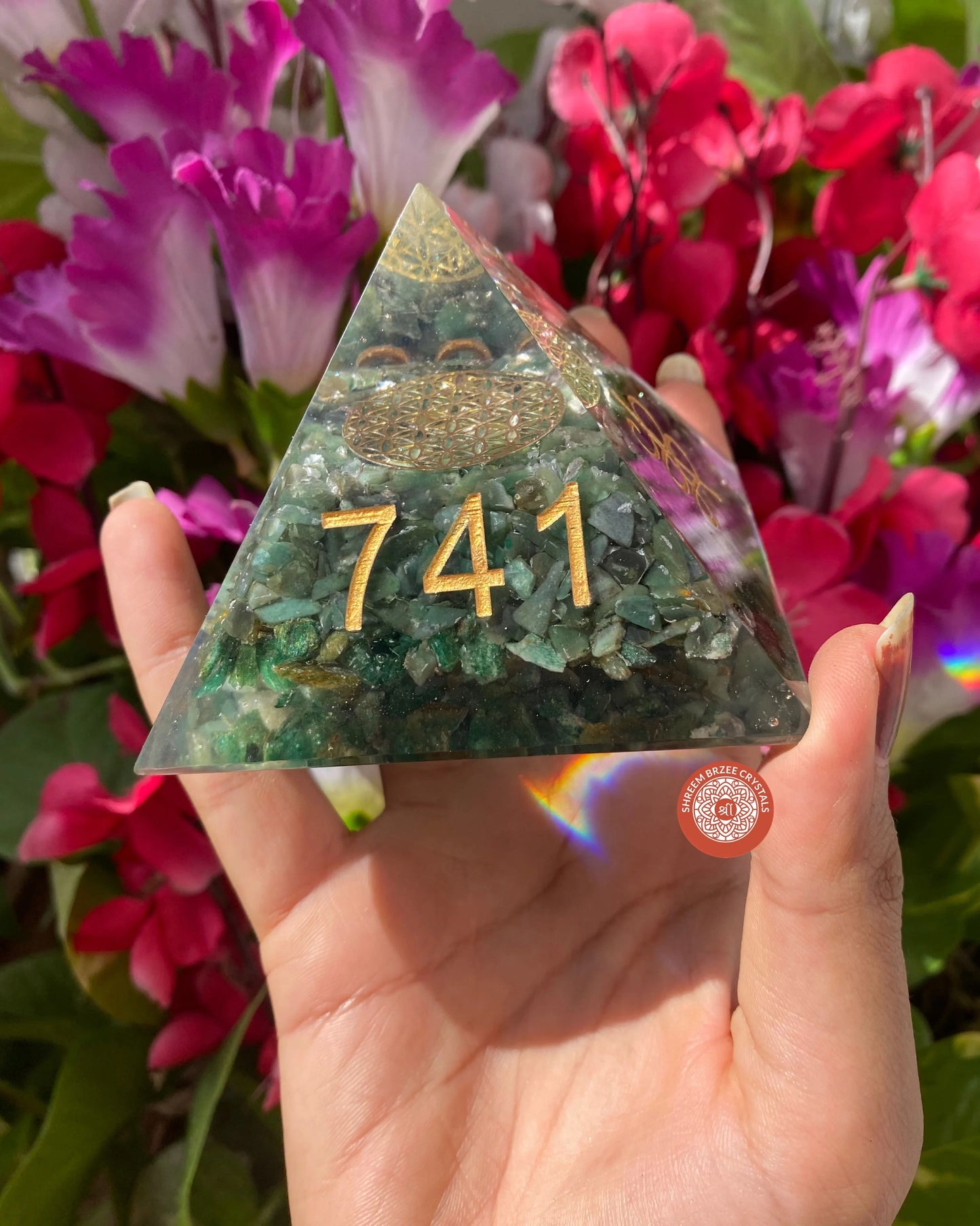 Green Aventurine Orgonite Pyramid