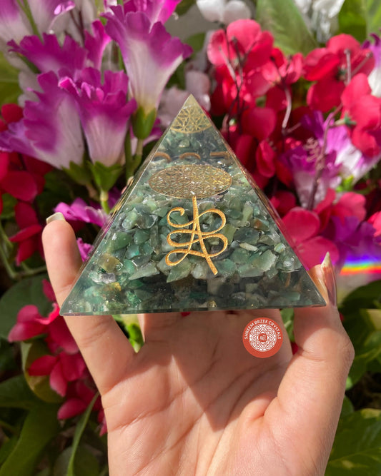 Green Aventurine Orgonite Pyramid