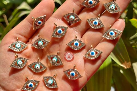 evil-eye-pendant