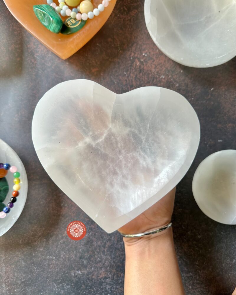 15cm-heart-selenite-bowl