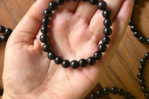 black-obsidian-bracelet